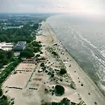 Free Parking L Everything Nearby L Easy Self Check-in Apartman Pärnu