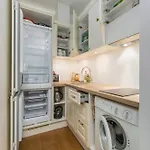 Apartman Free Parking L Everything Nearby L Easy Self Check-in Pärnu