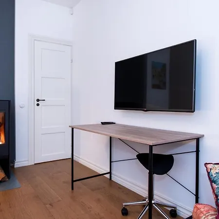 Cozy Place L Perfect Location Apartment *