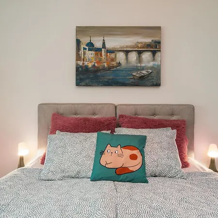 Free Parking L Everything Nearby L Easy Self Check-in Pärnu