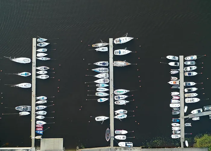 Apartament Free Parking L Everything Nearby L Easy Self Check-in Parnawa