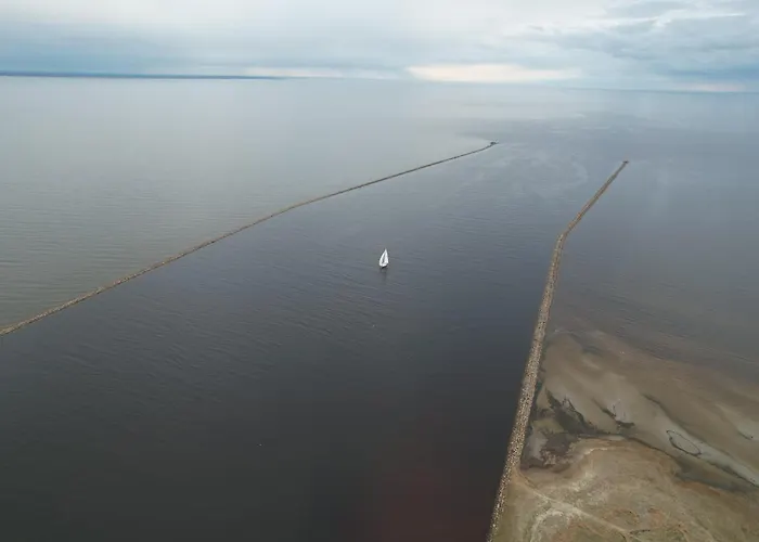 Free Parking L Everything Nearby L Easy Self Check-in Pärnu